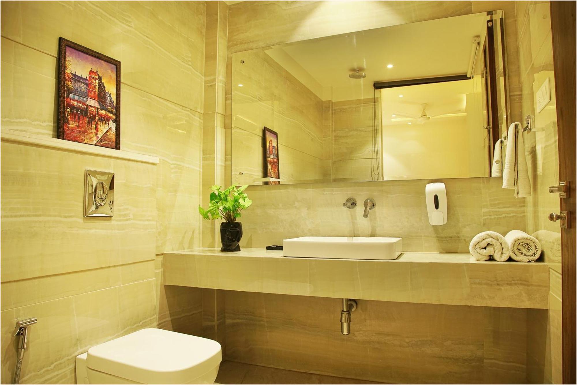 Treehouse London Street Amritsar Hotel ภายนอก รูปภาพ